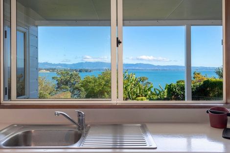 Photo of property in 27 Mcdonnell Street, Omokoroa, 3114