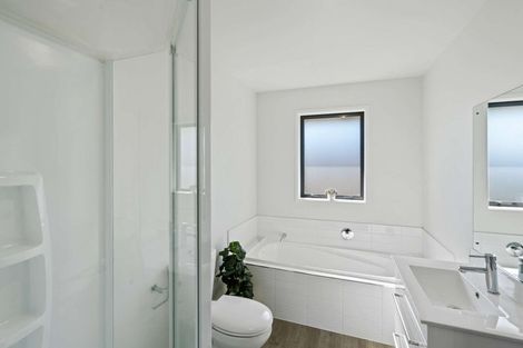 Photo of property in 3 Andesite Drive, Rolleston, 7614