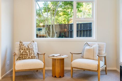 Photo of property in 70b Heretaunga Square, Silverstream, Upper Hutt, 5019