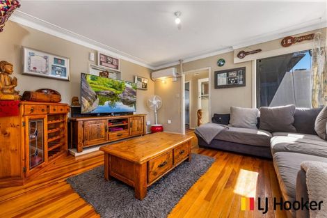 Photo of property in 41 Beaumonts Way, Manurewa, Auckland, 2102
