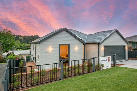 Photo of property in 2a Kennedy Road, Fairfield, Dunedin, 9018