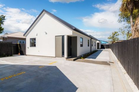 Photo of property in 2/590 Gloucester Street, Linwood, Christchurch, 8011