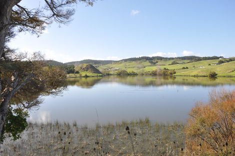 Photo of property in 18a Salt River View Road, Kaiwaka, 0573