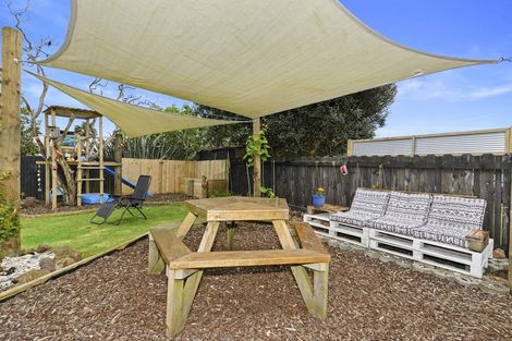 Photo of property in 20 Dinniss Avenue, Regent, Whangarei, 0112