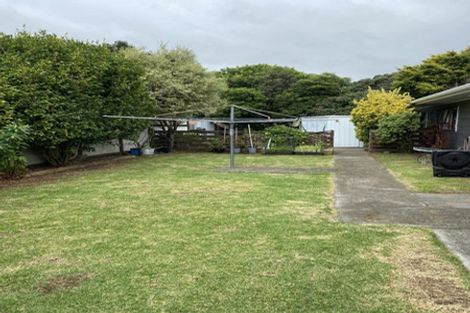 Photo of property in 72 Aorangi Road, Paraparaumu, 5032