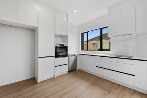 Photo of property in 29c Rice Crescent, Papakura, 2110