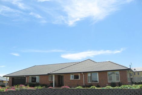 Photo of property in 15 Stout Street, Waimairi Beach, Christchurch, 8083