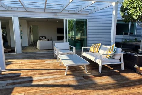 Photo of property in 242 Papamoa Beach Road, Papamoa Beach, Papamoa, 3118