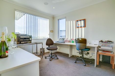 Photo of property in 133 Ravensdale Rise, Westmorland, Christchurch, 8025