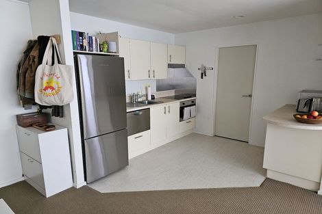 Photo of property in Terrace Heights Apartments, 2/163p The Terrace, Wellington Central, Wellington, 6011