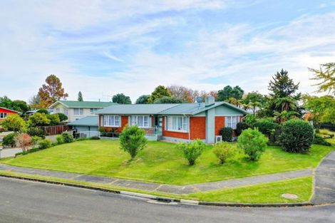 Photo of property in 2 Strathmore Place, Whakatane, 3120