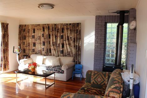 Photo of property in 20 Spencer Road, Pinehill, Auckland, 0632