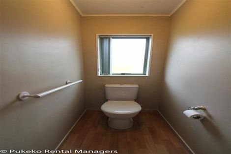 Photo of property in 2/28 Carnoustie Drive, Wattle Downs, Auckland, 2103