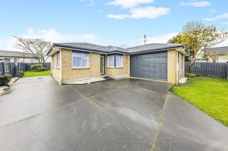 Photo of property in 5 Reyland Close, Weymouth, Auckland, 2103