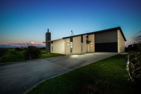 Photo of property in 265 Tai Road, Opunake, 4681