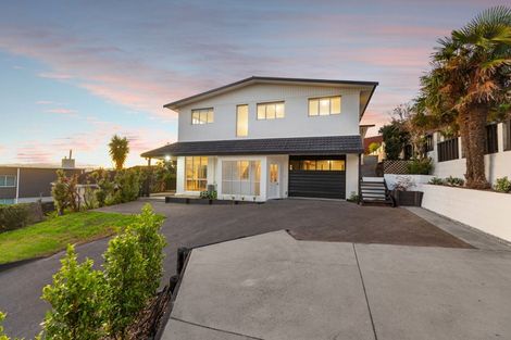 Photo of property in 23 Terrace Avenue, Mount Maunganui, 3116