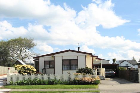 Photo of property in 30b Robinson Avenue, Holdens Bay, Rotorua, 3010