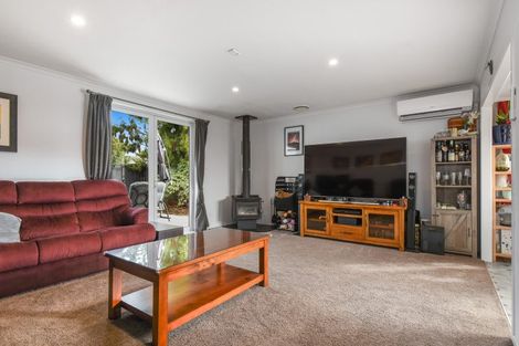 Photo of property in 93 Pandora Avenue, Sunnybrook, Rotorua, 3015