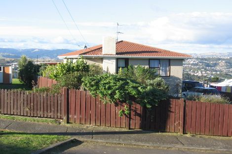 Photo of property in 80 Pikarere Street, Titahi Bay, Porirua, 5022