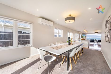 Photo of property in 46 Milne Terrace, Island Bay, Wellington, 6023