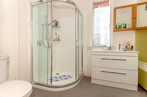 Photo of property in 16 Score Road, Inner Kaiti, Gisborne, 4010