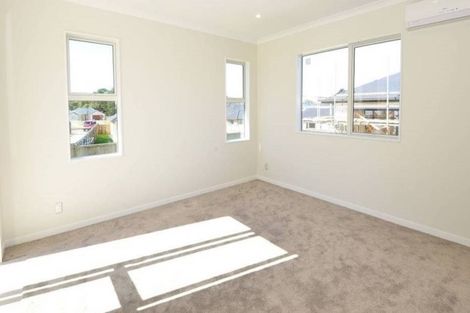Photo of property in 62 Matua Road, Huapai, Kumeu, 0810