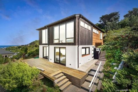 Photo of property in 31 Milne Terrace, Island Bay, Wellington, 6023