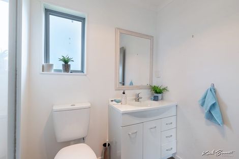 Photo of property in 41b Dimock Street, Titahi Bay, Porirua, 5022