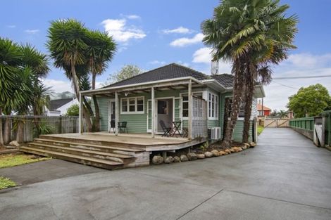 Photo of property in 16 Churchill Street, Kensington, Whangarei, 0112