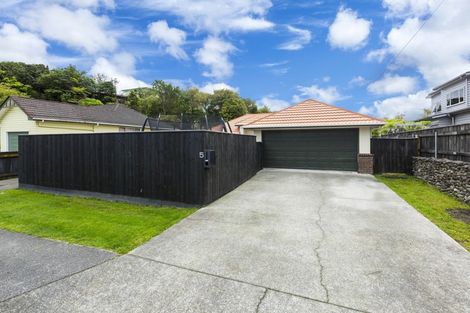 Photo of property in 5 Gloucester Street, Silverstream, Upper Hutt, 5019