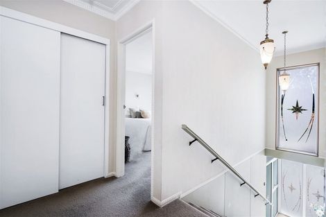 Photo of property in 2/266 Western Hills Drive, Avenues, Whangarei, 0110