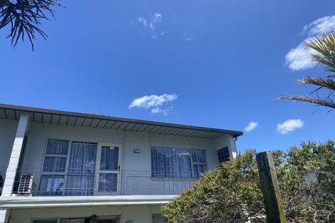 Photo of property in 2 Tennessee Avenue, Mangere East, Auckland, 2024