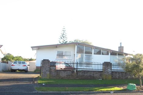 Photo of property in 8 Winsford Street, Manurewa, Auckland, 2102