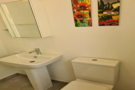 Photo of property in 1/28 Clifton Terrace, Kelburn, Wellington, 6012