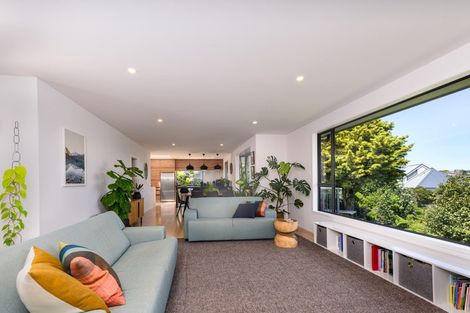 Photo of property in 18c Montana Place, Merrilands, New Plymouth, 4312