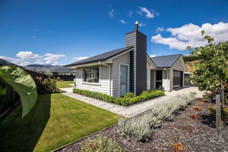 Photo of property in 23 Myles Way, Lower Shotover, Queenstown, 9304