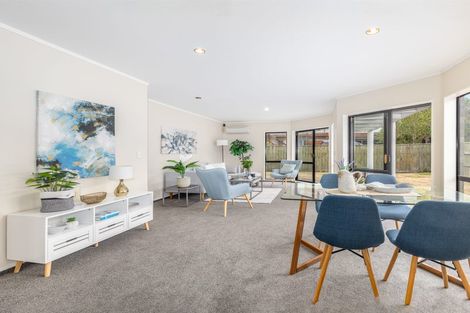 Photo of property in 12 Toru Road, Paraparaumu Beach, Paraparaumu, 5032