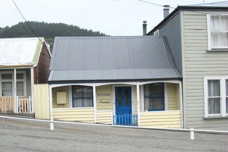 Photo of property in 30 Dublin Street, Lyttelton, 8082