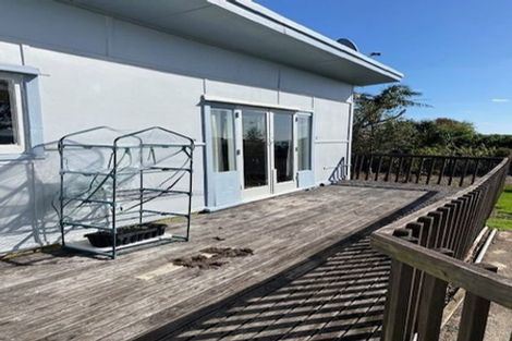 Photo of property in 1364 Whangaparaoa Road, Army Bay, Whangaparaoa, 0930