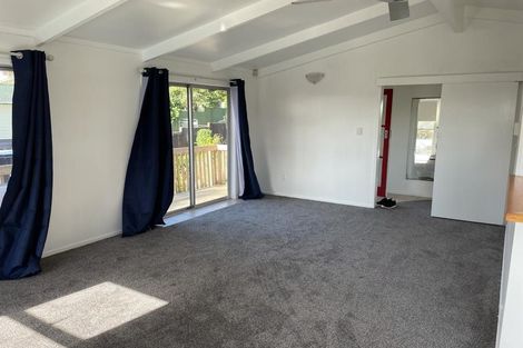 Photo of property in 13 Lismore Place, Papatoetoe, Auckland, 2025