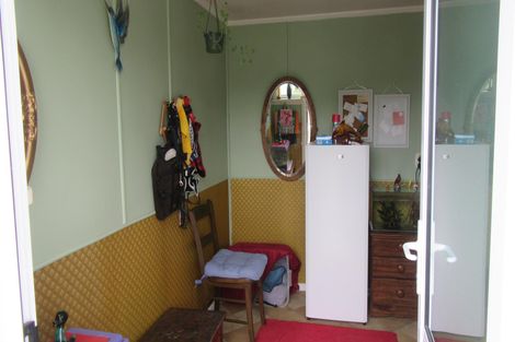 Photo of property in 85 Timaru Road, Waimate, 7924