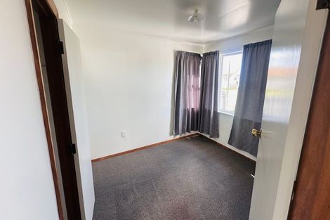 Photo of property in 35 Alexander Street, Awapuni, Palmerston North, 4412
