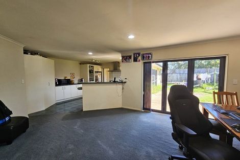 Photo of property in 58 Matene Place, Papamoa Beach, Papamoa, 3118