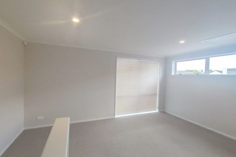 Photo of property in 3 Ambar Ridge Avenue, Massey, Auckland, 0614