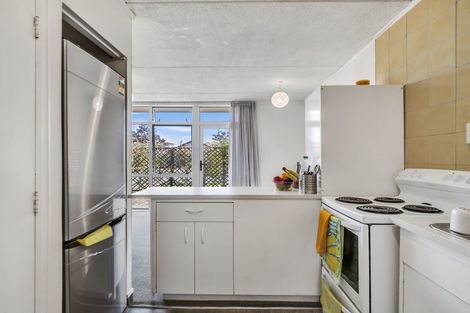 Photo of property in 2/18 Carnot Street, Glenholme, Rotorua, 3010