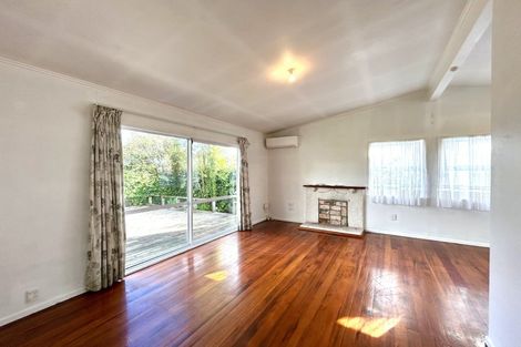 Photo of property in 1/41 Aeroview Drive, Beach Haven, Auckland, 0626