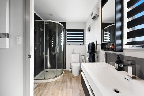 Photo of property in 30a Harrowfield Drive, Harrowfield, Hamilton, 3210