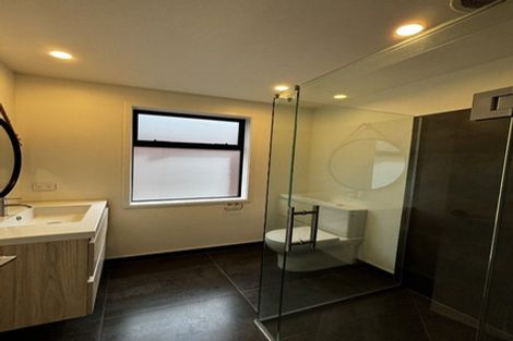 Photo of property in 2 Piper Way, Glen Avon, New Plymouth, 4312