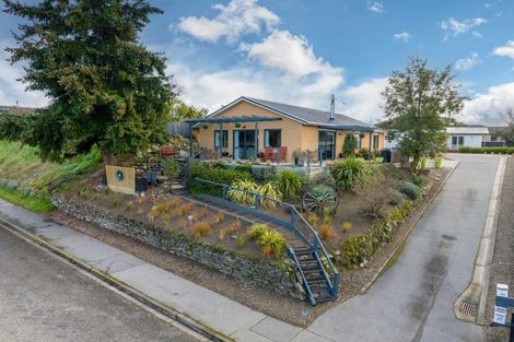 Photo of property in 37 Melmore Terrace, Cromwell, 9310