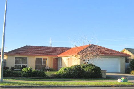 Photo of property in 184 Burswood Drive, Burswood, Auckland, 2013